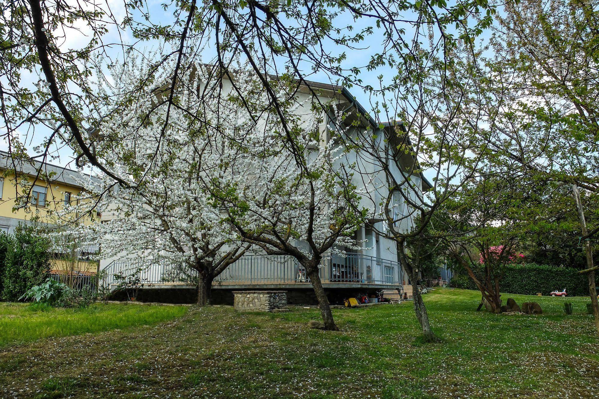 B&B I Fiori San Giustino Esterno foto